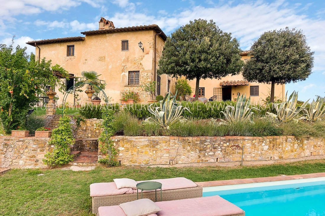 Villa In A Dreamy Atmosphere In Tuscany In Barberino Val D'elsa ...