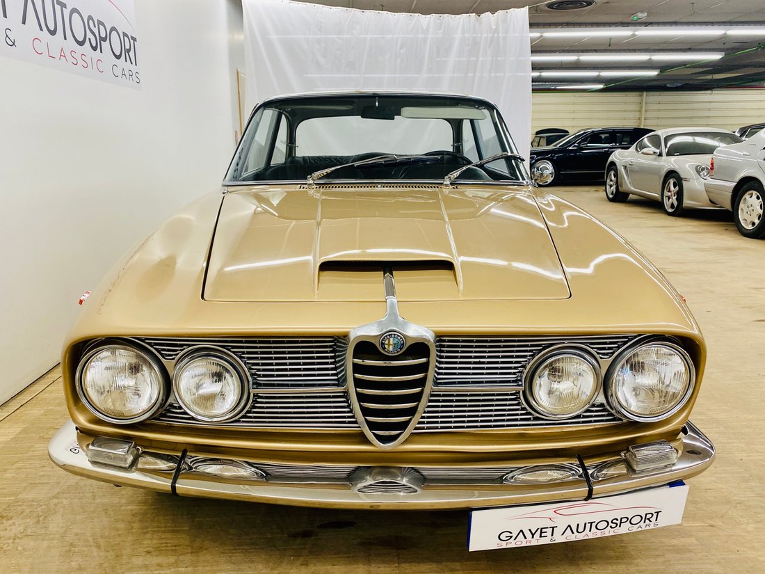 Coupe in Gaillac, Occitanie, France 2 - 12225635