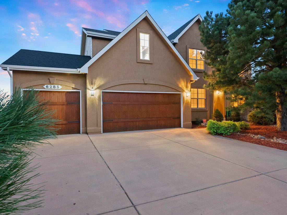 Fin De Un Tranquilo Callejón Sin En Colorado Springs, Colorado, Estados