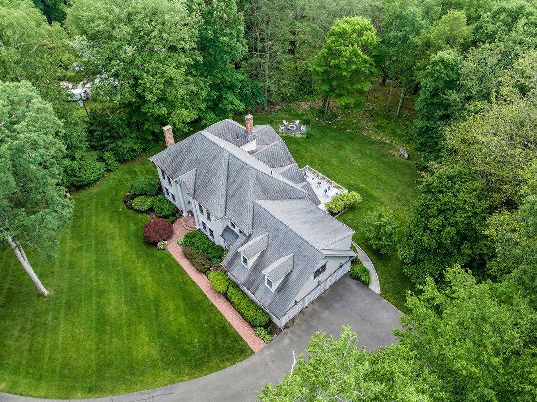 1658, Chemin Ponus Ridge Dans New Canaan, Connecticut, états Unis à