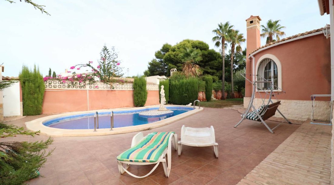 La Zenia Villa In La Zenia, Valencian Community, Spain For Sale (12226565)