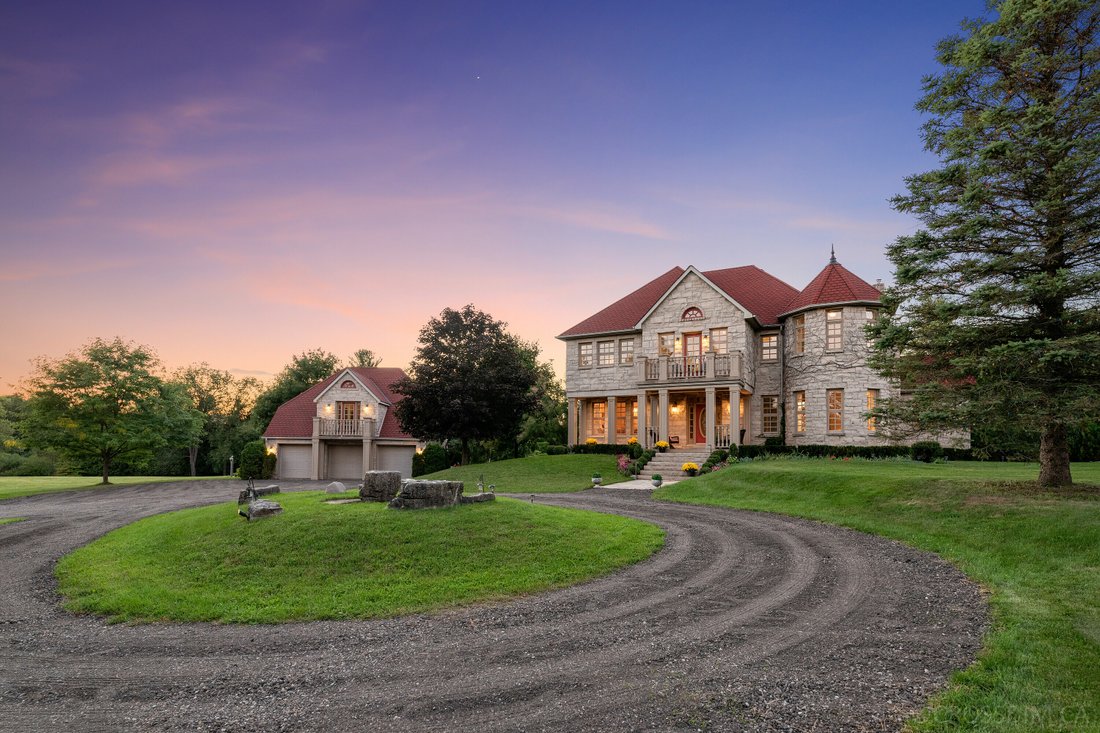 House in Caledon East, Ontario, Canada 2 - 12226315