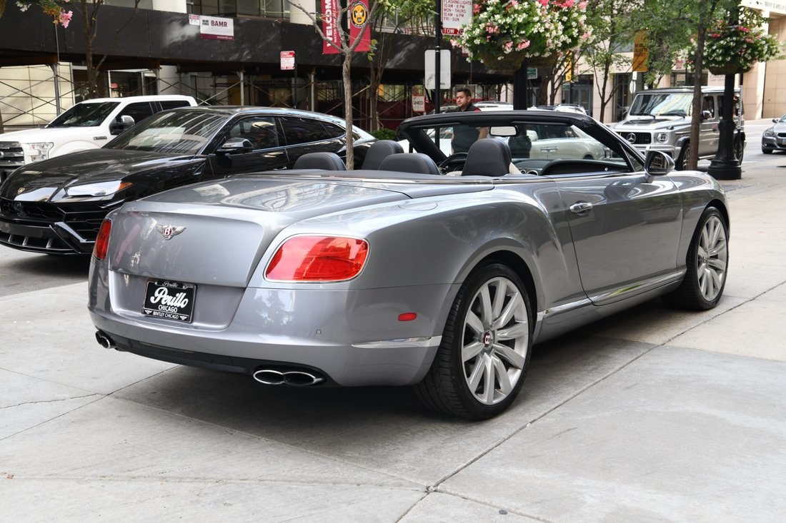 Cabriolet in Chicago, IL 4 - 12226634