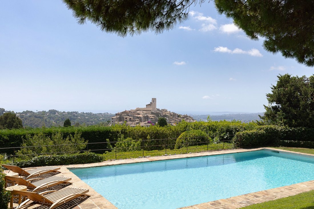 House in Saint Paul de Vence, Provence-Alpes-Côte d'Azur, France 1 - 12228303
