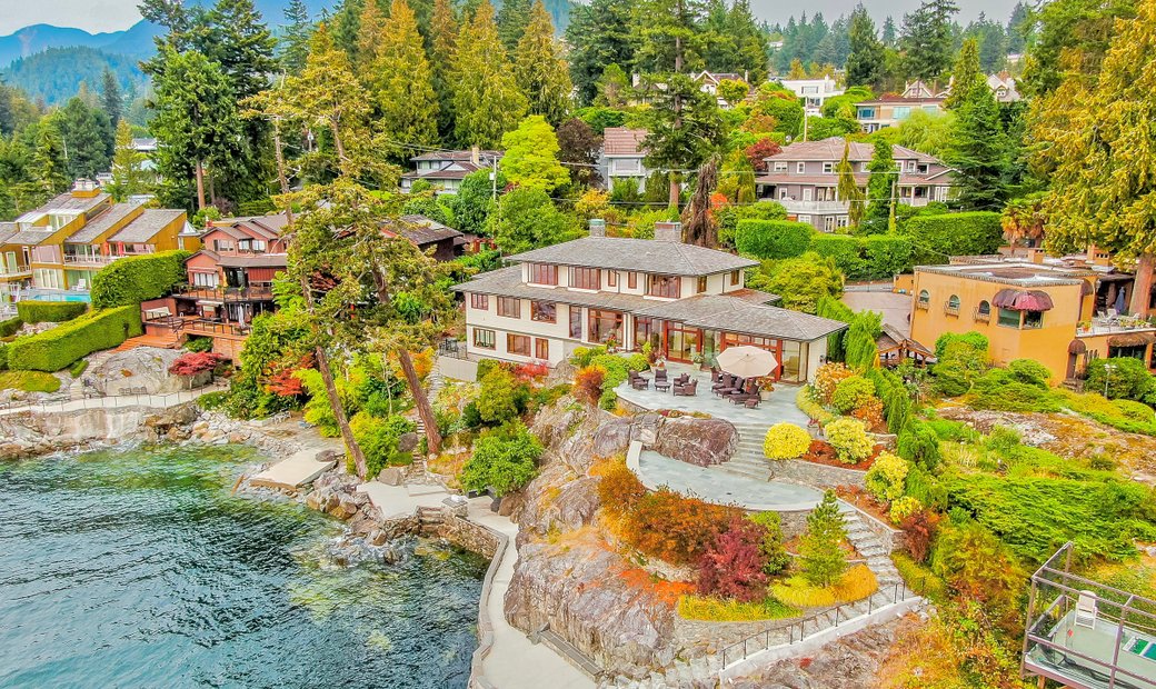 Rare And Exclusive Waterfront In West Vancouver, British Columbia ...