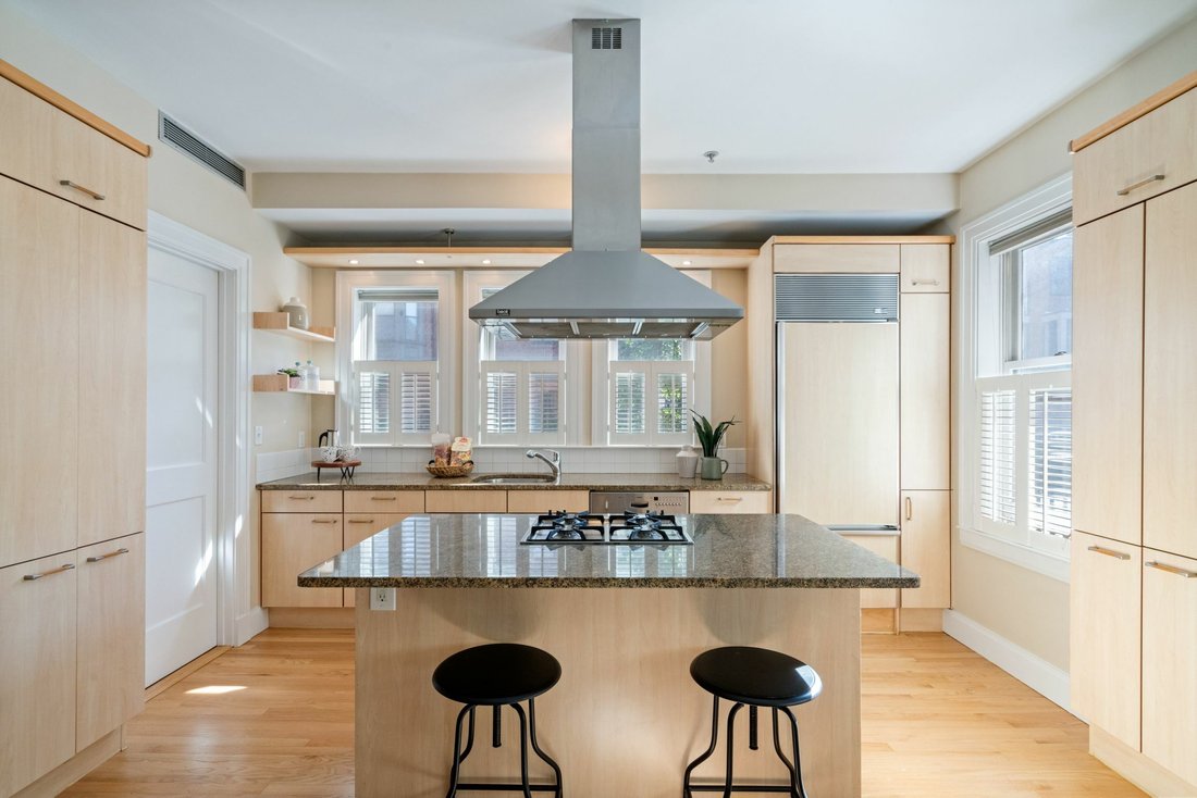 Condo in Boston, Massachusetts, United States 4 - 12228422