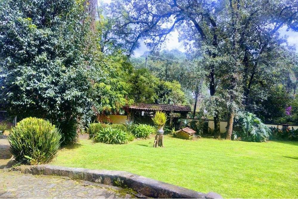 Residential Valle De Bravo In Santa María Pipioltepec, State Of Mexico ...