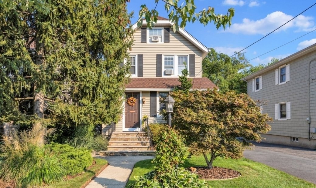 253 Orient Way In Rutherford, New Jersey, United States For Sale (12229687)