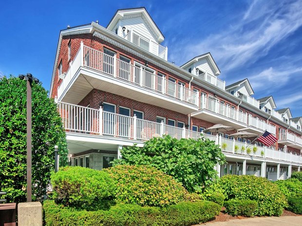 House in Guttenberg, New Jersey, United States 1
