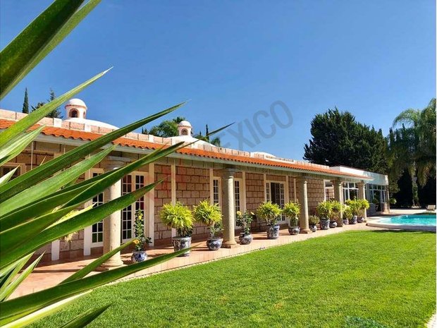 Luxury homes for sale in San Luis Potosi, Mexico | JamesEdition