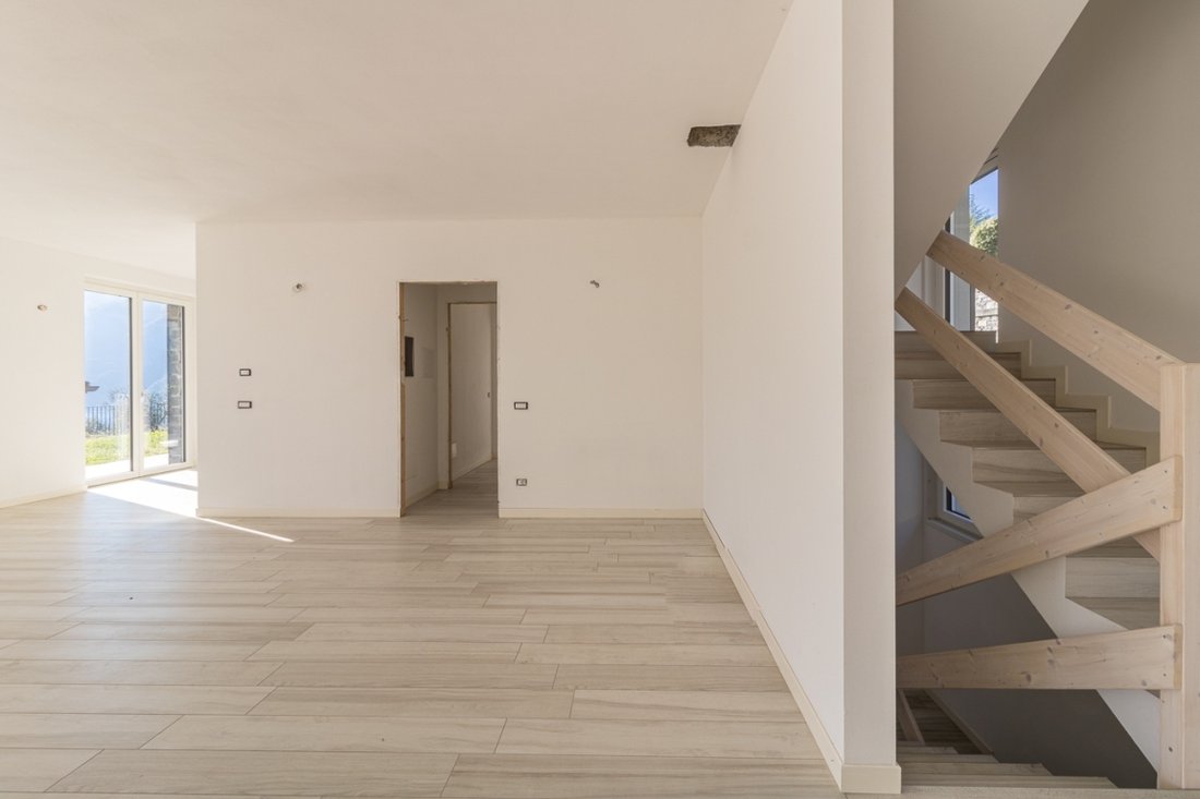 Villa in Tremezzina, Lombardy, Italy 4 - 12235540