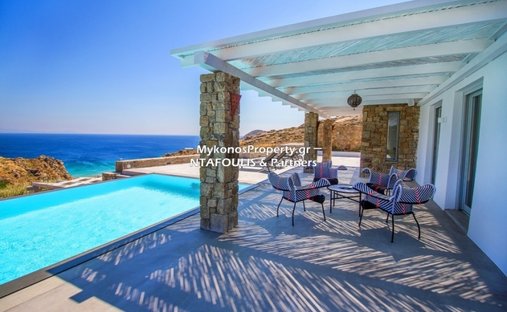 Villa in Ano Mera Community, Aegean, Greece 1