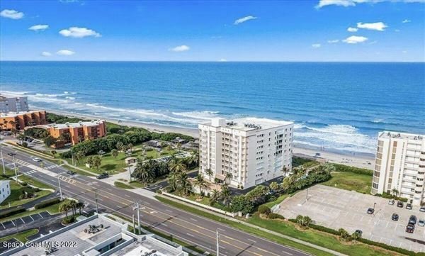 Condominio en Indian Harbour Beach, Florida, Estados Unidos 1 - 12237058