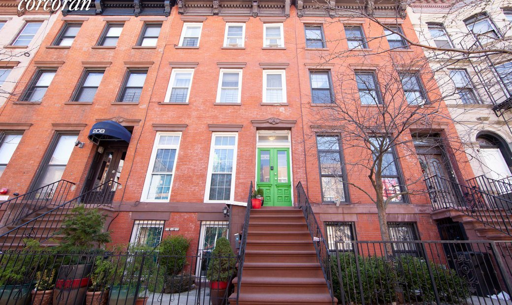 206 Quincy Street, Brooklyn, Ny 11216 In New York, New York, United