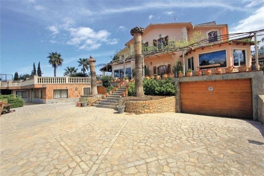 Villa in Muro, Balearische Inseln, Spanien 1 - 12239709