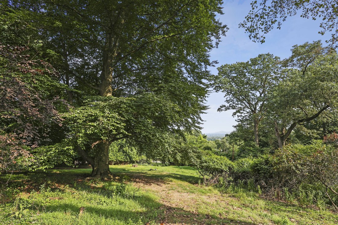 Vacant Lot For Sale In Montclair, New Jersey, United States For Sale
