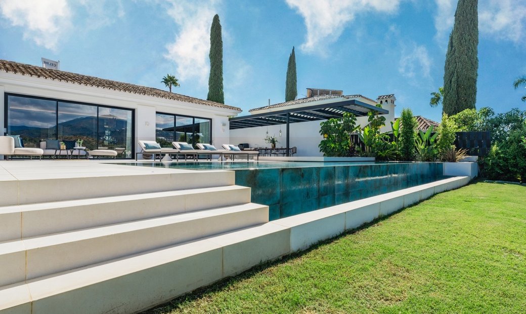 Villa In Los Naranjos In Marbella, Andalusia, Spain For Sale (12092851)