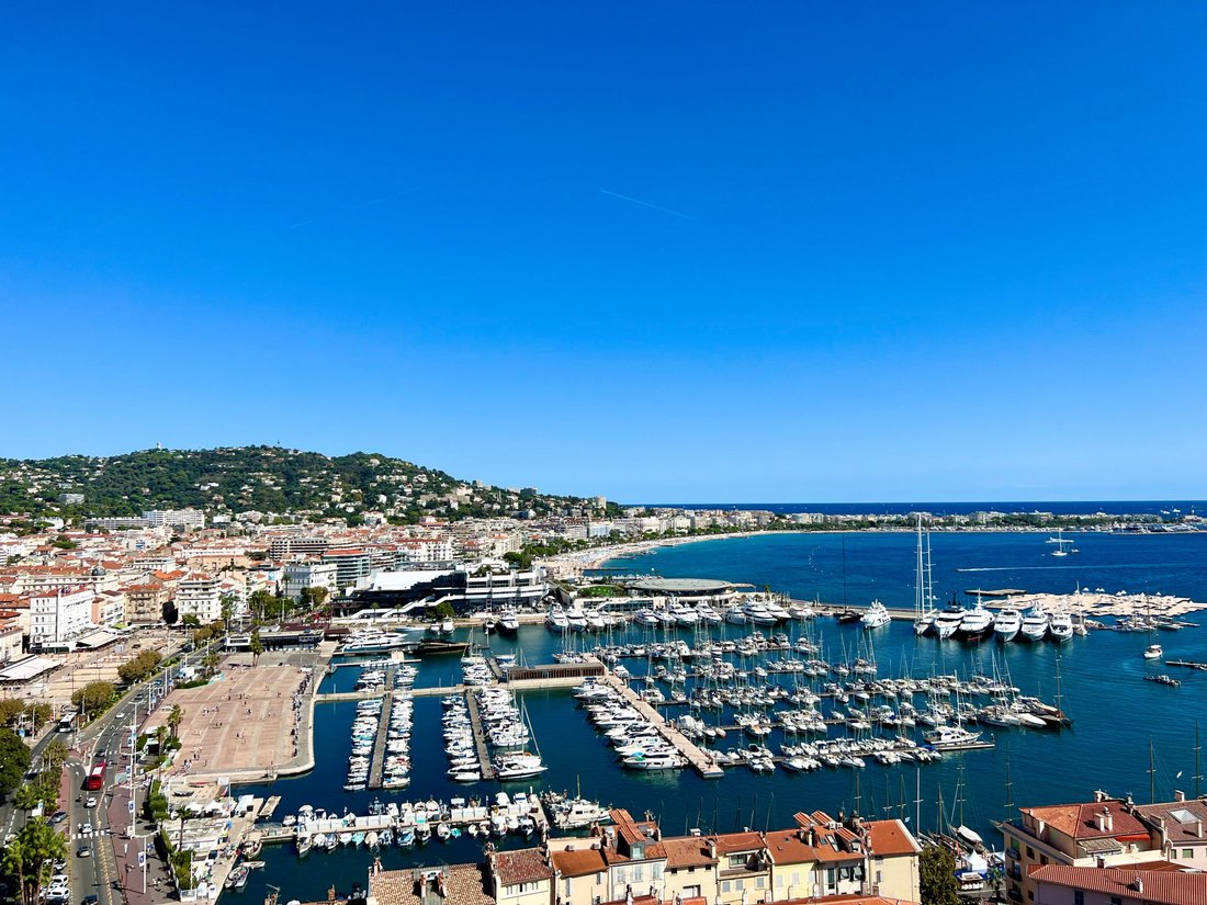 Estate in Cannes, Provence-Alpes-Côte d'Azur, France 1 - 12084547