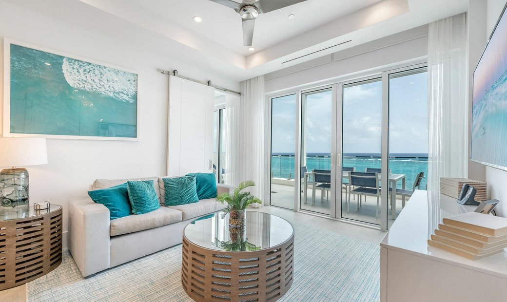 Modern Waterfront Apartment In Grand In Rum Point, North Side, Cayman