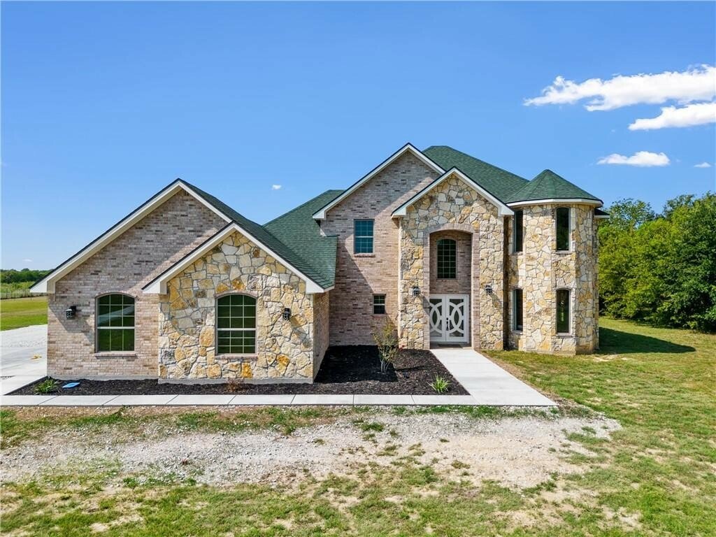 6 Bedrooms Single Family Detached In Woodway, Texas, United States For