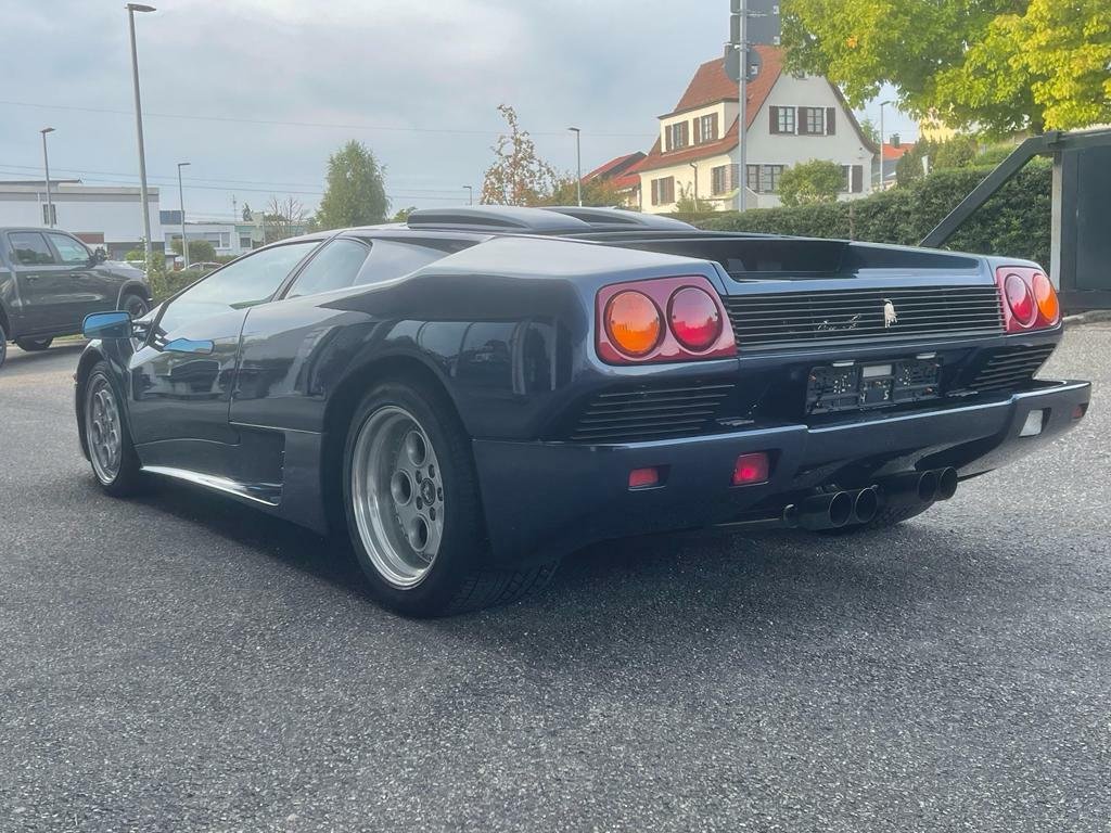 Coupe in Stuttgart, Baden-Württemberg, Germany 4 - 12248188