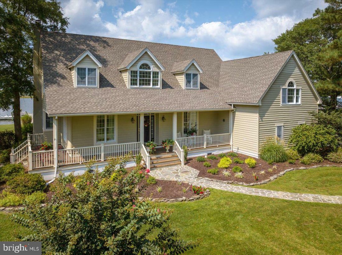 4 Bedrooms Single Family Detached In West Ocean City, Maryland, United