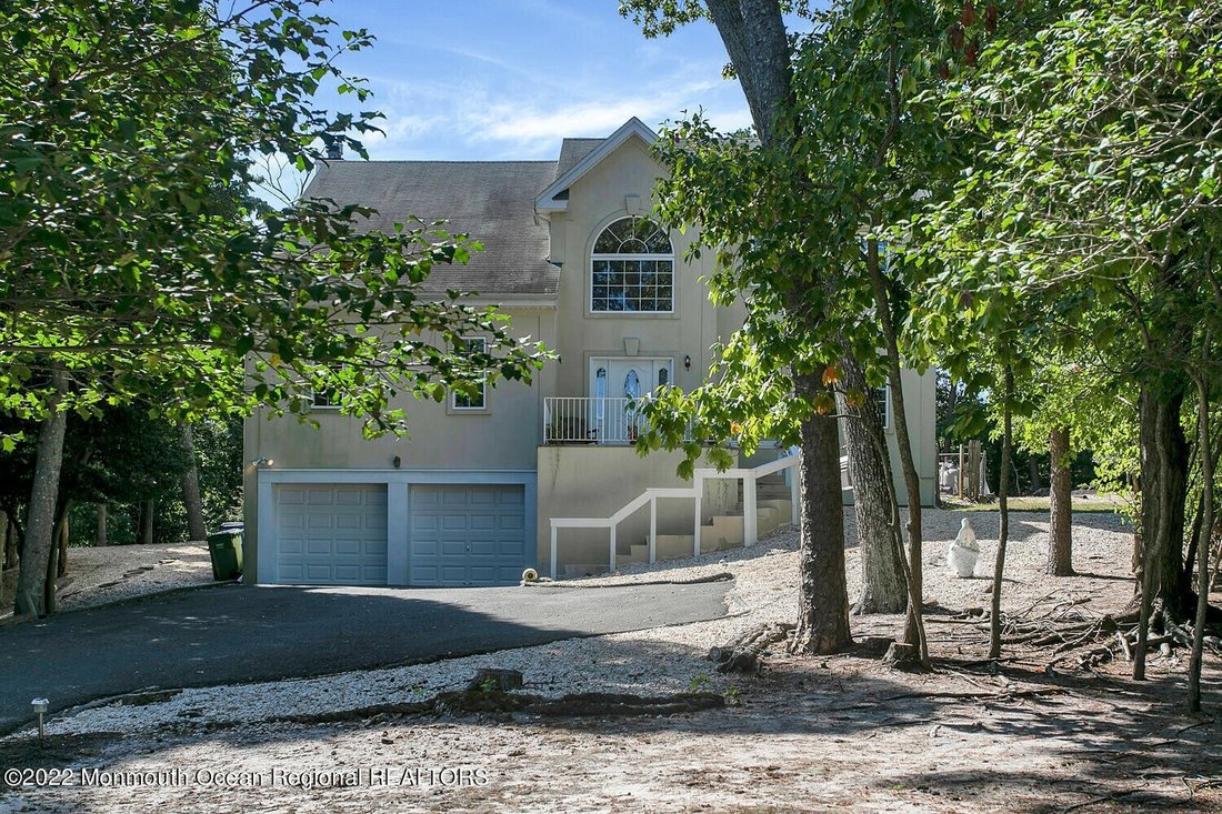 Custom Home In The Country Club Section In Brielle, New Jersey, United