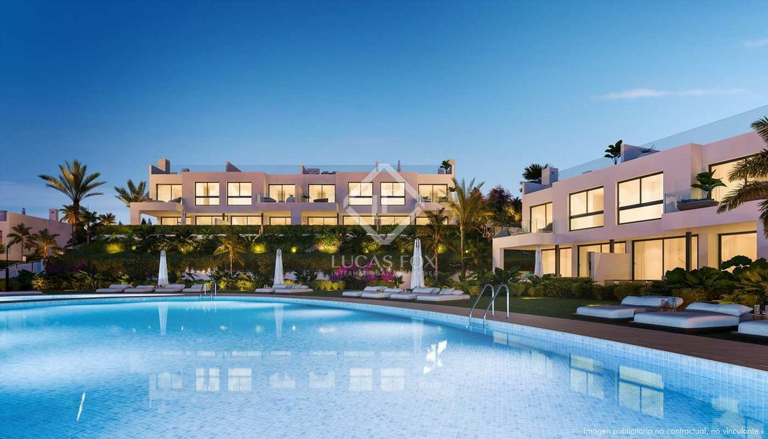 Fuengirola Apartment In Málaga, Spain For Sale (12007786)