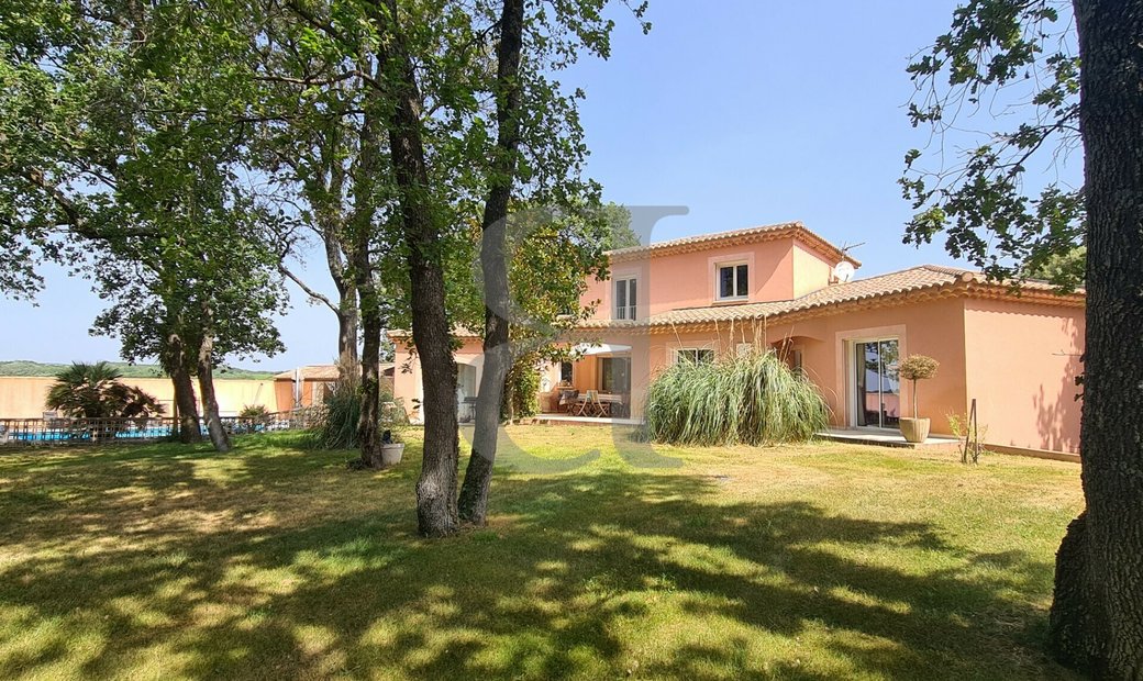 Region Sainte In Sainte Cécile Les Vignes, Provence Alpes Côte D'azur