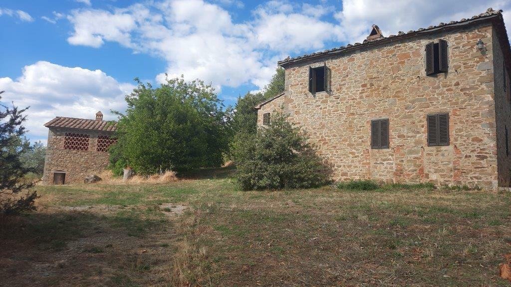 Country House in Tuscany, Italy 1 - 12252424