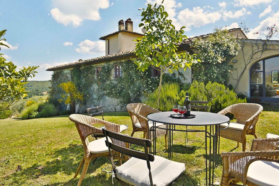 House in Rignano sull'Arno, Tuscany, Italy 1 - 11289690