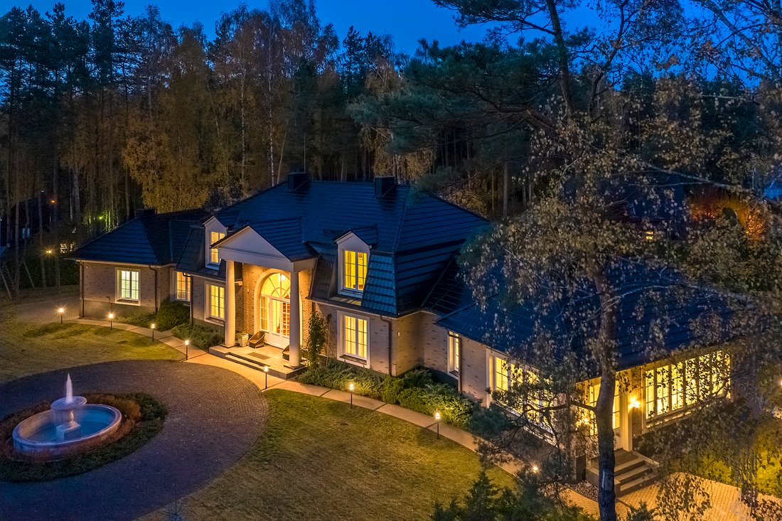 Extraordinary House Surrounded By Nature In Vilnius, Vilnius County, Lithuania For Sale (12252571)