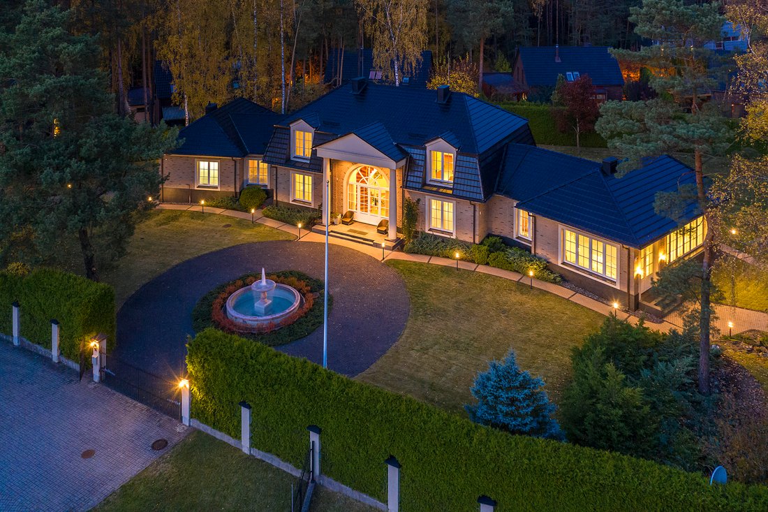 Extraordinary House Surrounded By Nature In Vilnius, Vilnius County, Lithuania For Sale (12252571)