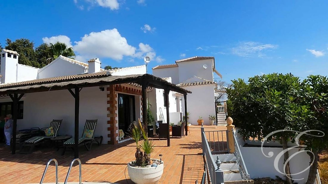 Villa in Iznajar, Andalusia, Spain 1 - 12253374