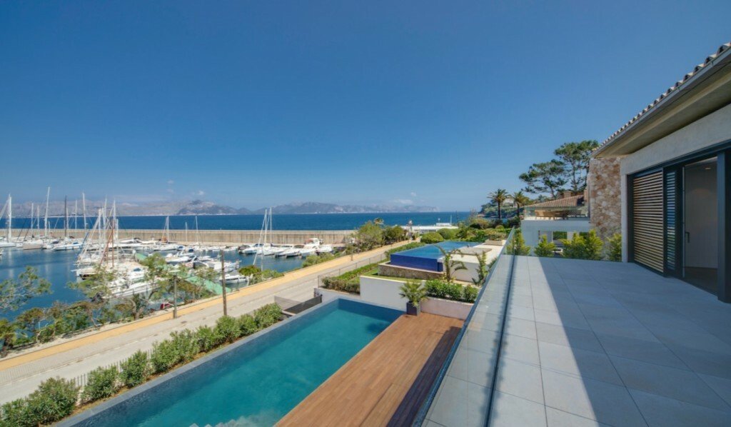 Chalet in Alcudia, Balearic Islands, Spain 1 - 12253811