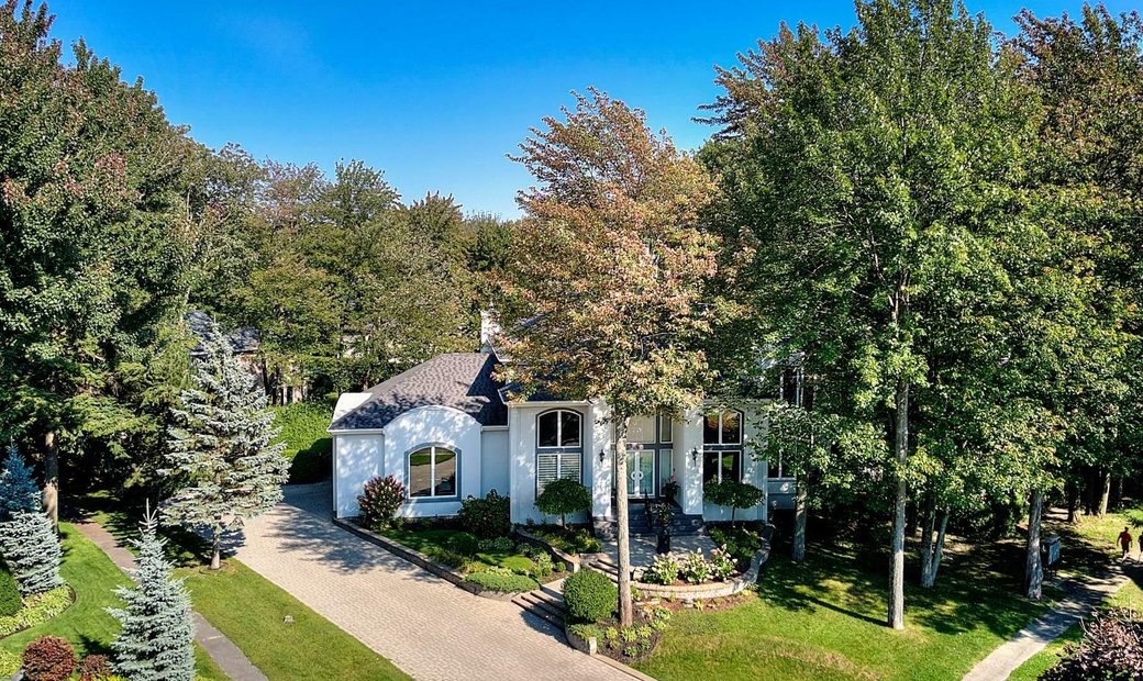 Lorraine, Qc In Lorraine, Quebec, Canada For Sale (12253907)