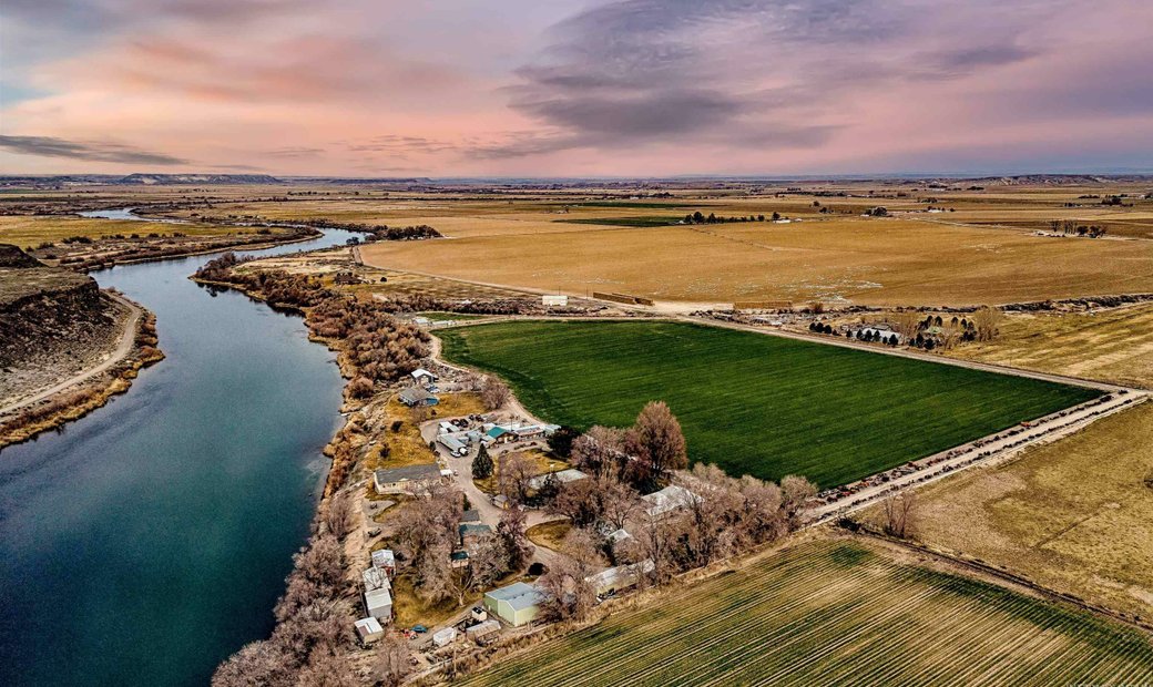 Beautiful Property With Breathtaking Views In Grand View, Idaho, United States For Sale (12254453)