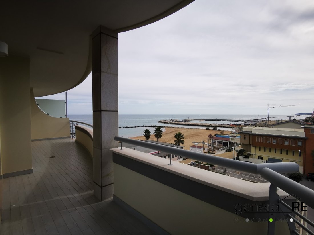 Attico Vista Mare In Francavilla Al Mare, Abruzzo, Italy For Sale
