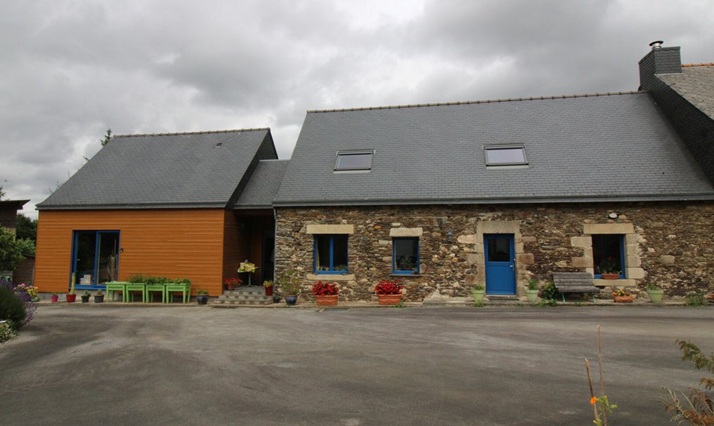 Ensemble Immobilier In Loudéac, Brittany, France For Sale (12254614)