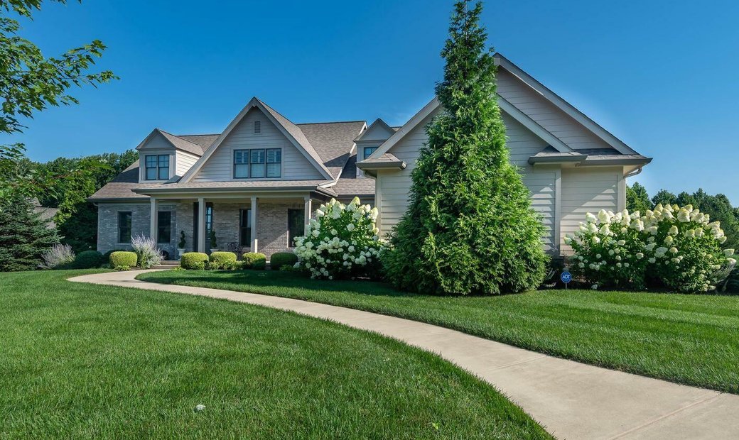Beautifully Designed Custom Home In In New Unionville, Indiana, United