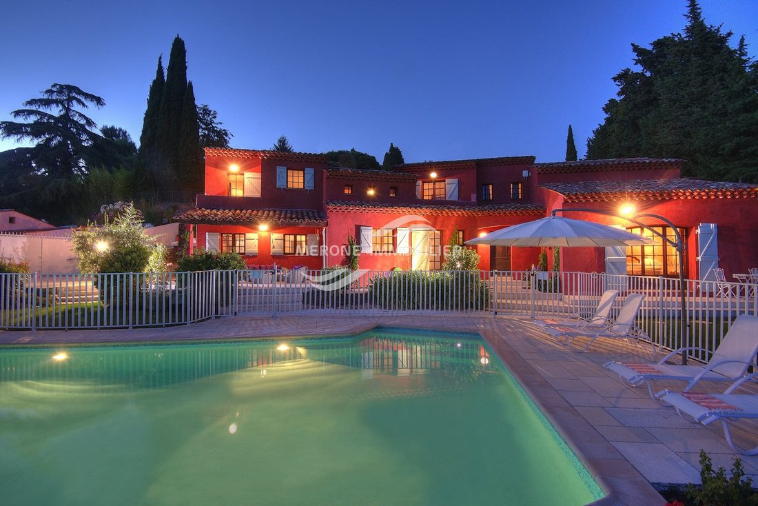 Charming Villa. In Saint Paul De Vence, Provence Alpes Côte D'azur, France For Sale (12255601)