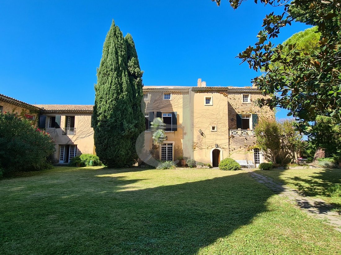 Orange In Orange, Provence Alpes Côte D'azur, France For Sale (12256448)