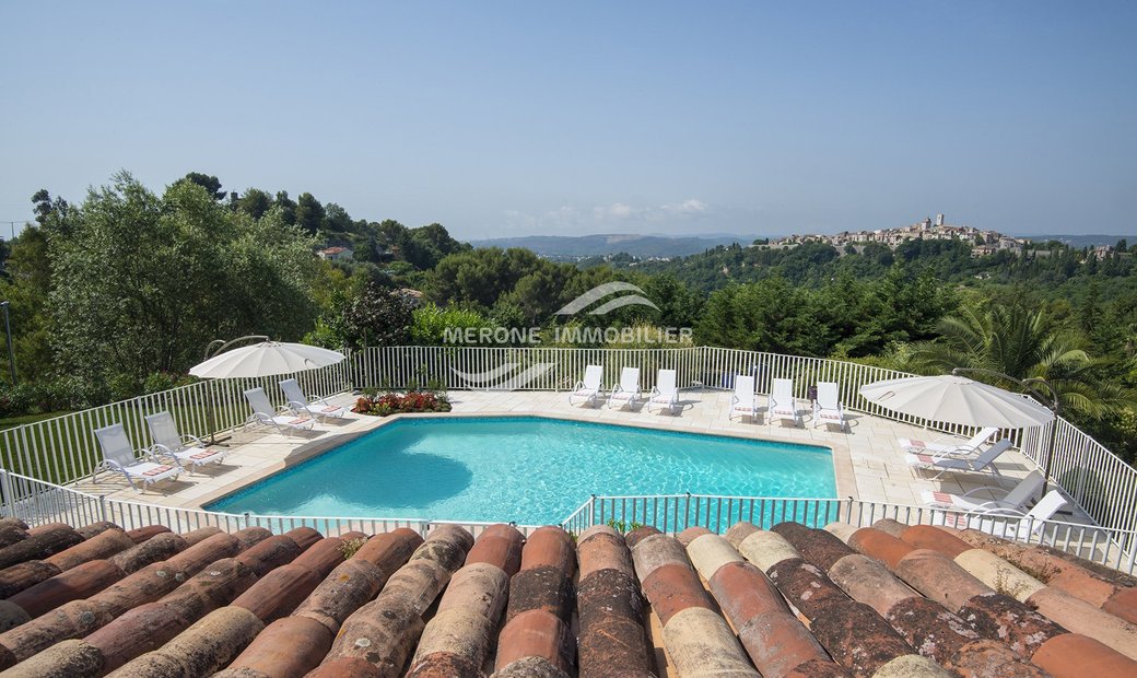 Charming Villa. In Saint Paul De Vence, Provence Alpes Côte D'azur