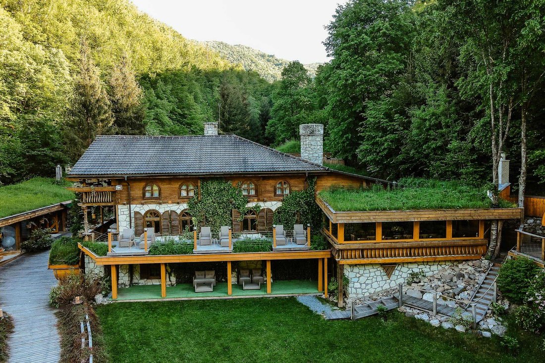 House in Valea Ierii, Cluj County, Romania 3 - 12257223