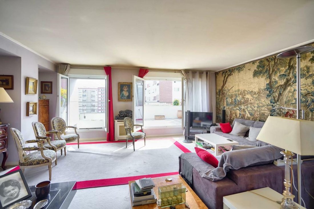 Apartment in Puteaux, Ile-de-France, France 3 - 12257799