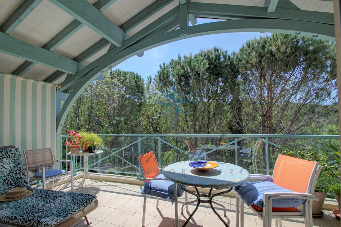 Appartement Frejus 4 Pièce(s) 120 In Fréjus, Provence Alpes Côte D'azur, France For Sale (12257666)