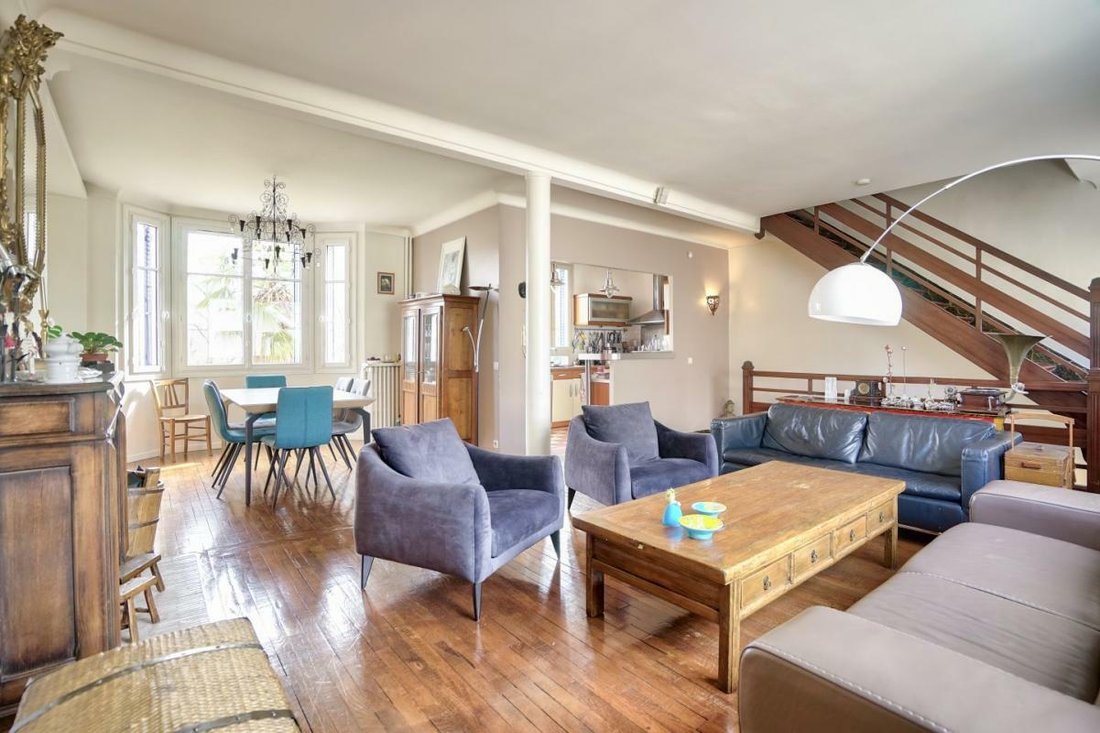 House in Gennevilliers, Ile-de-France, France 1 - 12257779