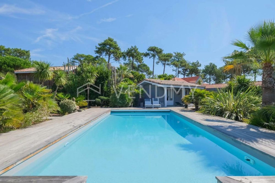 Villa in Lege Bourg, Lège-Cap-Ferret, France 2 - 12257800
