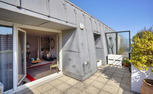 Apartment in Puteaux, Ile-de-France, France 1