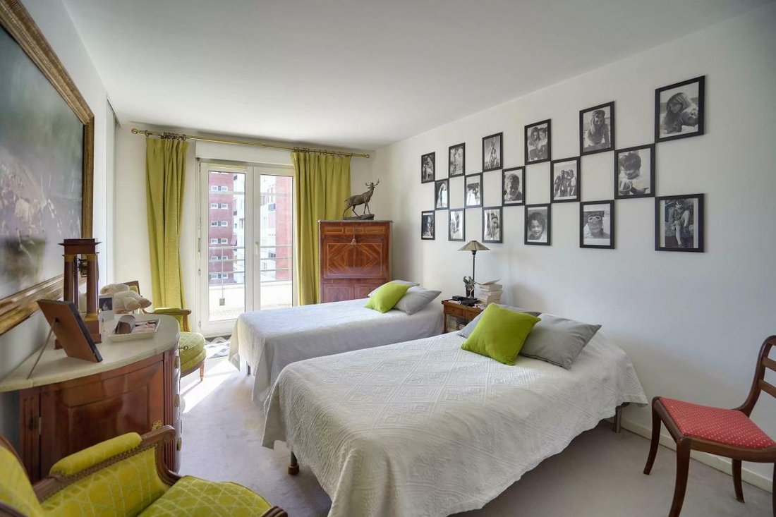 Apartment in Puteaux, Ile-de-France, France 2 - 12257799
